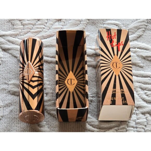 Charlotte Tilbury Hot Lips 2 - In Love With Olivia - Picture 5 of 9